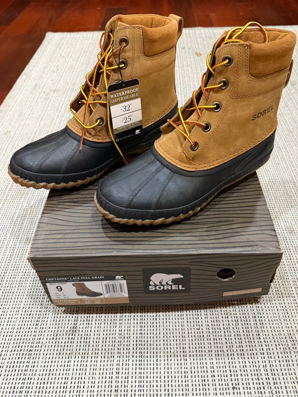 🆕 SOREL Cheyanne Lace Waterproof Men's Boots - Chipmunk, Black